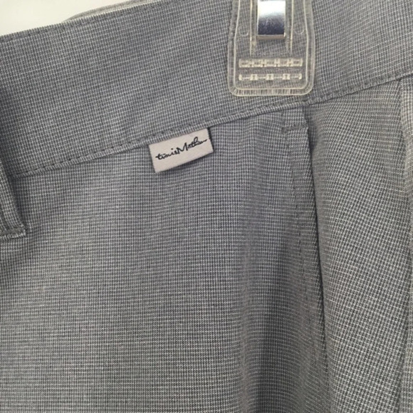 Travis Mathew Men’s Beck Golf Shorts - Picture 7 of 9